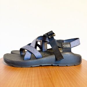 Chaco Z2 Vibram Sole Purple Hiking Water Sandals in Purple Black and Blue size 8